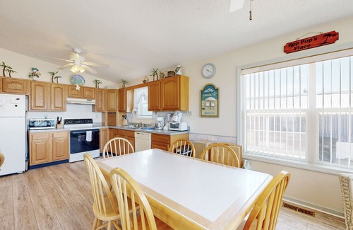 Montego Bay Casa | Montego Bay Retreat | Pools, Mini-Golf & Tennis | Near Beach & Northside Park
