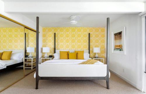 Palm Springs Casa | Monterey Manor Interior Designed Home Plus Pool