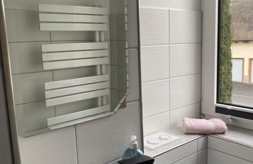 Neuenhof Apartamento | Monteur- und Ferienwohnung