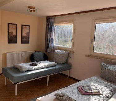 Hummeltal Apartamento | Monteurwohnung bei Bayreuth 4 Zimmer nur 6 Min zur Autobahn A9, Ruhige Lage, Parkplatz