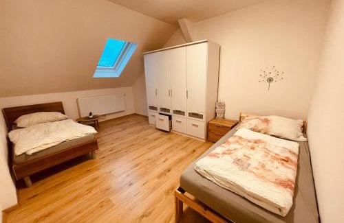 Amstetten Apartamento | Monteurwohnungen am Hauptplatz 1