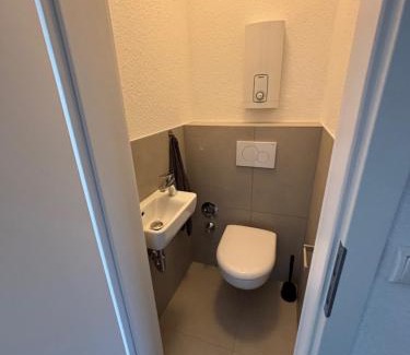 Mainz-Bingen Apartamento | Monteurwohnungen im Weedenhof 55270 Zornheim