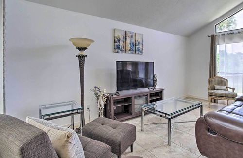 Montgomery Casa | Montgomery Home on the Water w/ Boat Lift!