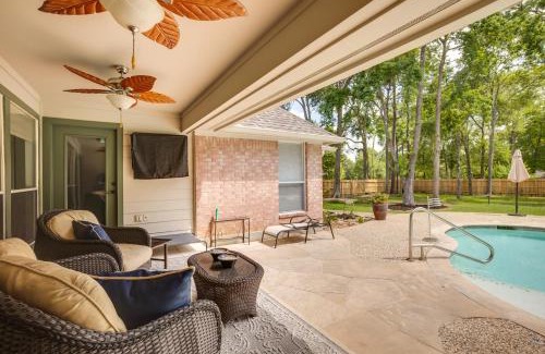 Montgomery Casa | Montgomery Home with Yard, Pool and Hot Tub!