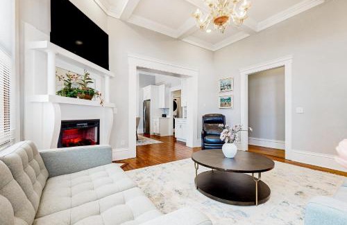Metropolitan Casa | Montgomery House - Unit A