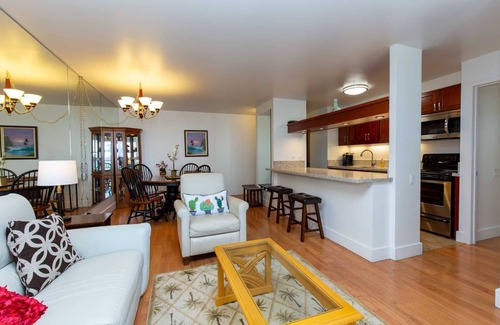 Waikiki Condominio | Monthly Discovery Bay 1713 Ocean/City Views 1 Bd 1Ba