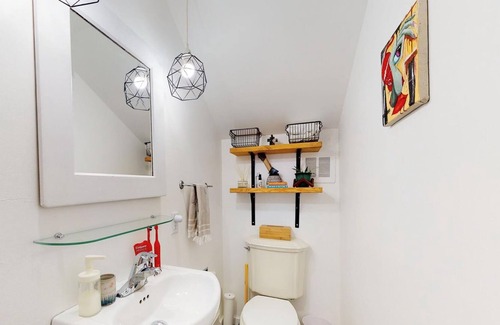 Alpine Meadows Cabina | Monthly Winter Whistler Cabin - Available for Christmas