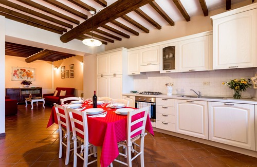 San Macario In Monte Otro | Monti 1824- Panoramic farmhouse with pool.Easy walk of 1 km to the local village