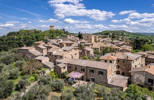 Monticchiello Apartamento | Monticchiello apartment in the historical village with garden Pienza, Siena
