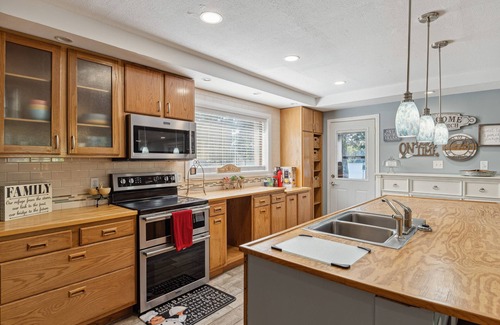 Monticello Casa | Monticello Vacation Rental w/ Private Boat Dock!