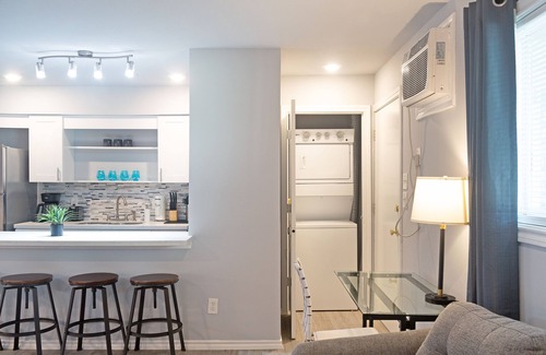 Neartown Apartamento | Montrose Coldest Studio! Medical Center 19 ⭐️⭐️⭐️⭐️⭐️
