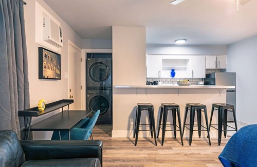 Hyde Park Apartamento | Montrose Comfort Studio! Medical Center 20! ⭐️⭐️⭐️⭐️⭐️