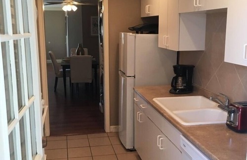 Neartown Condominio | Acogedor apartamento de 2 dormitorios en el distrito de Montrose Hist