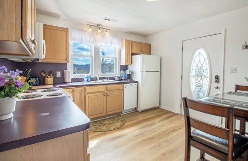 Fishersville Casa | Montrose Vintage Loft at Fishersville