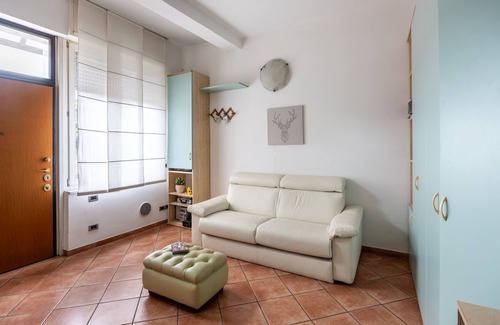 Monza Apartamento | [MONZA PARK-AUTODROME]BOUTIQUE & SPA WITH JACUZZI POOL