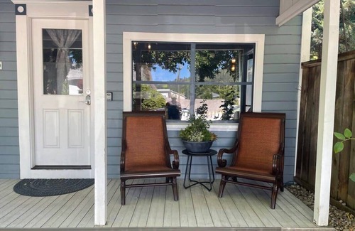 Historic Railroad District Casa | Moody Ashland Escape: Luxe Suite, Copper Tub