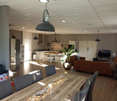 Overloon Casa | mooie familie groepsaccomodatie aan de bosrand
