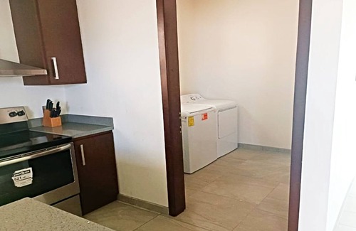 Durango Casa | Moon House F4: Spacious 3-Bdr House in Downtown
