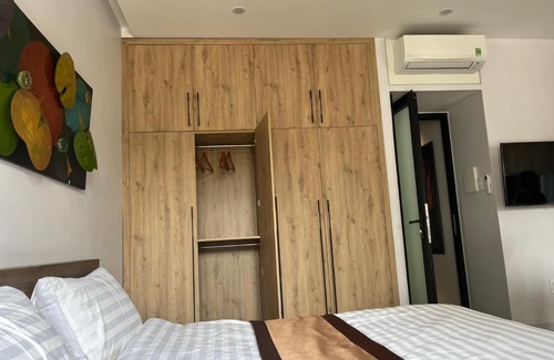 Hue Casa | Moon House