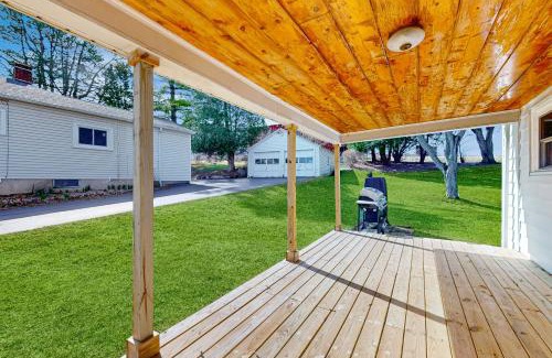 Auburn Casa | Moon Rise House on the Finger Lakes
