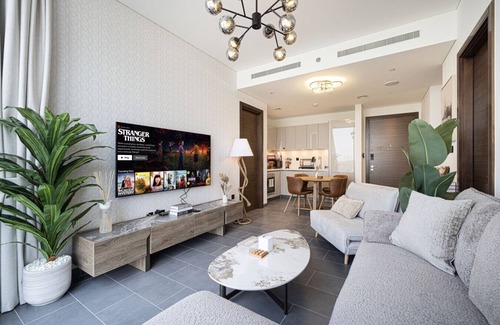 Nad Al Sheba Apartamento | Moon Stays | Opulent 2BR Stay | Sobha Hartland