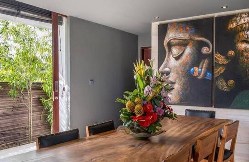 Mas Villa | Moon Villa