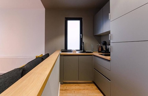 Comarnic Cabina | Moon Village Comarnic