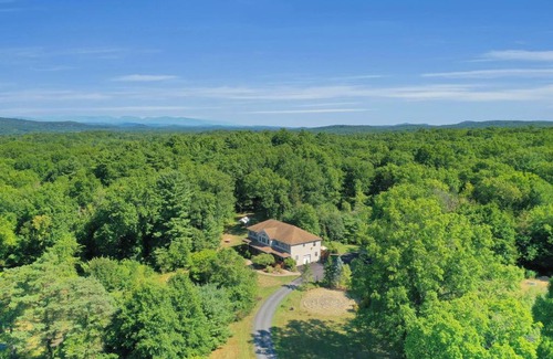New Paltz Cama Y Desayuno | Moondance Ridge Suites