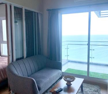 Si Racha Apartamento | Moondust room