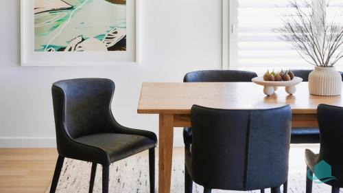 Catherine Hill Bay Casa | Moonee Retreat - 200m to beach and ocean reserve views