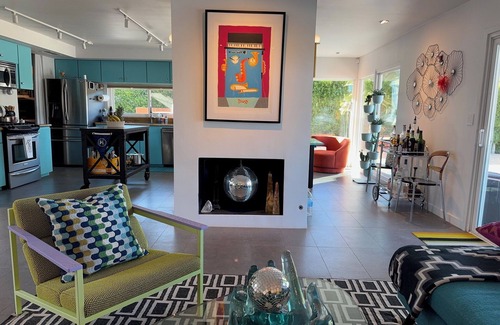 Cathedral City Cove Casa | Moonlight Cove Modern: Set atop the foothills with 360° valley & mountain views