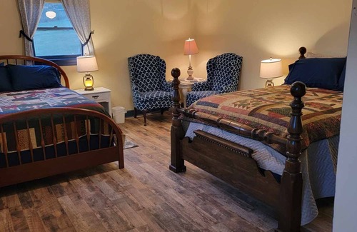 Burks Fork Cama Y Desayuno | Moonlight Manor Bed and Breakfast