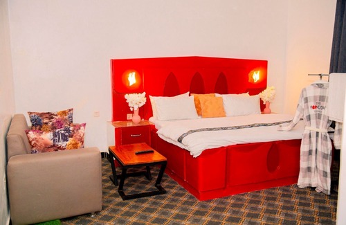 Mbezi Cama Y Desayuno | Moonlight Village