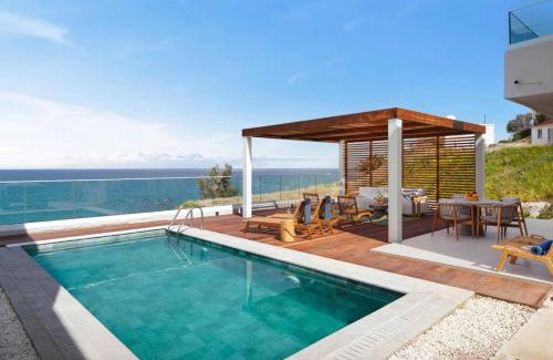 Pachyammos Villa | Moonlight Villas Boutique Seaside Retreat for Groups