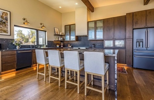Emigrant Casa | Moonrise Ridge, a Contemporary Luxury Mountain Home set in Paradise Valley!