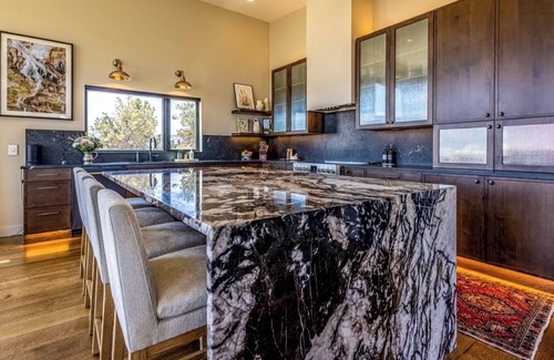 Emigrant Casa | Moonrise Ridge, a Contemporary Luxury Mountain Home set in Paradise Valley!