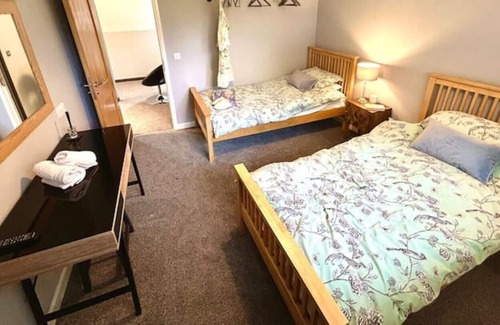 Norwich Casa | Moonsticks, Modern & Well Presented 5 Bed House