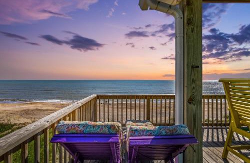 Port Bolivar Casa | MoonStone 3BR Beachfront w Hot Tub Amazing Beach Views and Large Deck