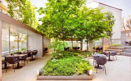 Wieden Hotel | MOOONS Vienna