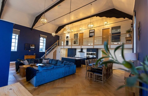 Saltburn-by-the-Sea Cabaña | MOORSHOLM VIEW, pet friendly, country holiday cottage in Lingdale