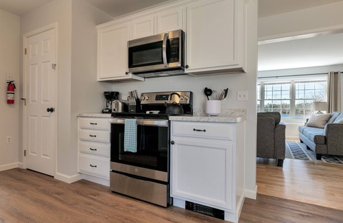 Salsbury Cove Casa | Moose Lodge 3 BR - New Renovation w/Pondside View
