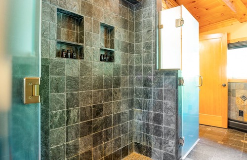 North Egremont Cabina | Moose Lodge by AvantStay | Luxe Berkshires Escape