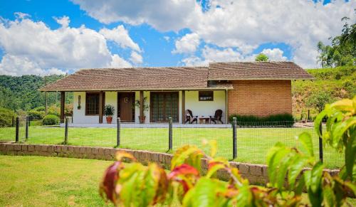 Doutor Pedrinho Casa | Morada Das Cerejeiras - Espaçosa e Ideal para Pets