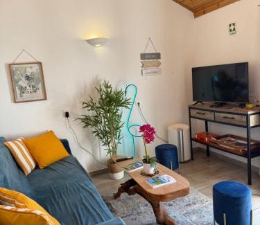 Lomba Casa | Moradia da Fonte Sea View 1 to 6 p