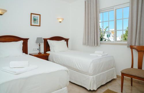 Castelo Complejo | Moradias Villas Rufino