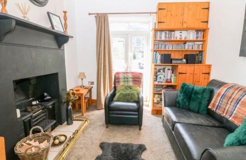 Newborough Casa | Morannedd