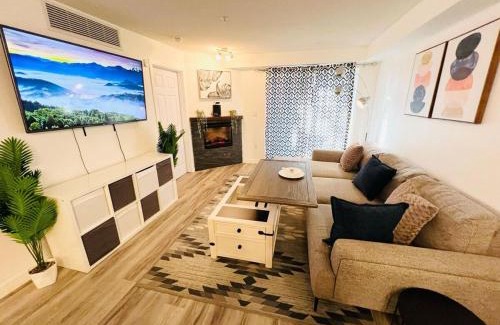 Downtown Edmonton Apartamento | Mordern 2BedRoom Downtown Apt with Free Parking & Wifi