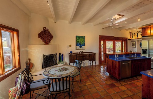 Tubac Casa | Más "personalizado" que personalizado ... 10 acres; Un tesoro para los observadores de aves