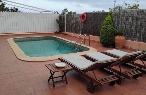 Creixell Chalet De Esquí | MAS JAPIMON descanso y relax a 5' de la playa y a 25' de Port Aventura Wold