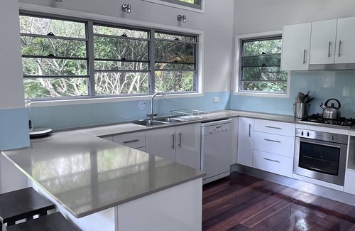 Brisbane Waterfront Casa | Moreton Escape - Kooringal, Moreton Island